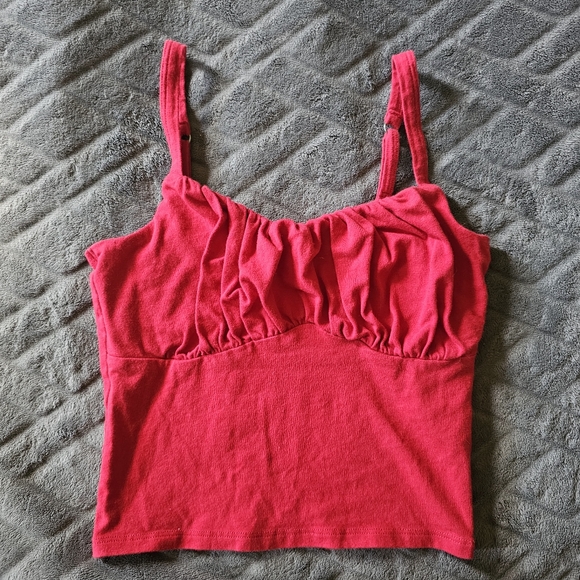 Hollister Cropped Cami - Picture 2 of 5